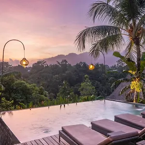 https://mahadana-by-prasi.ubudhotelsnow.com